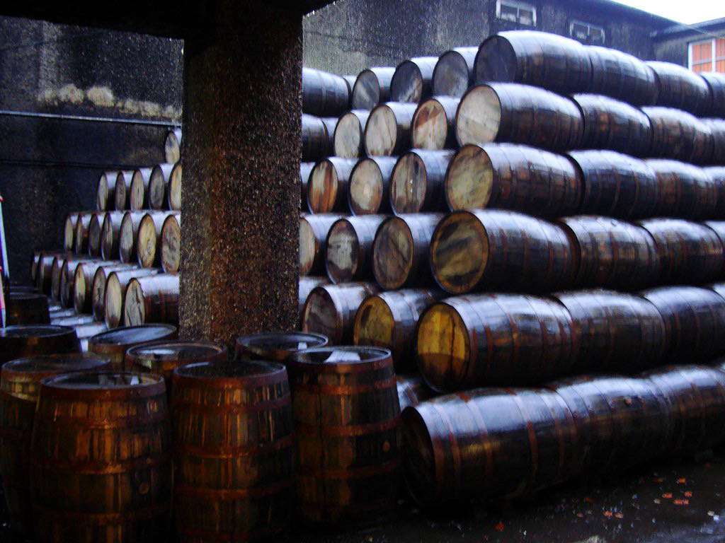 Connoisseurs Gold Whisky Gallery Image