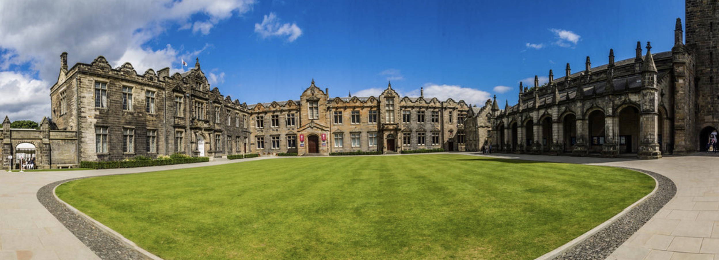 Private Day Tour to St Andrews gallery image