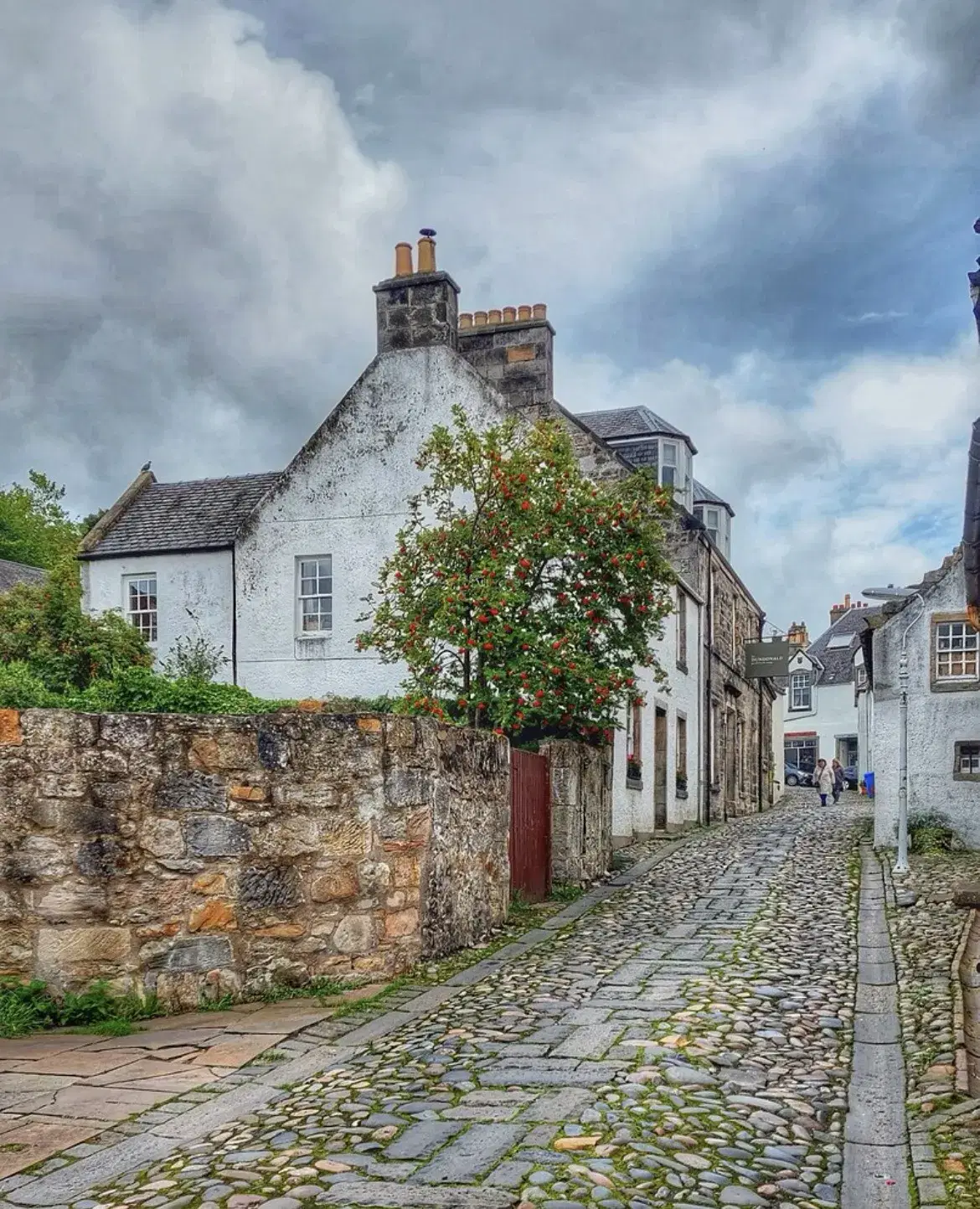 Castles, Islands & the Coastal Way Gallery Image