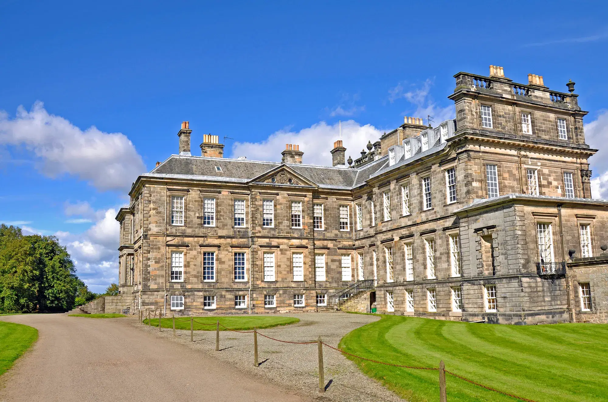Outlander Eastern Locations Gallery Image