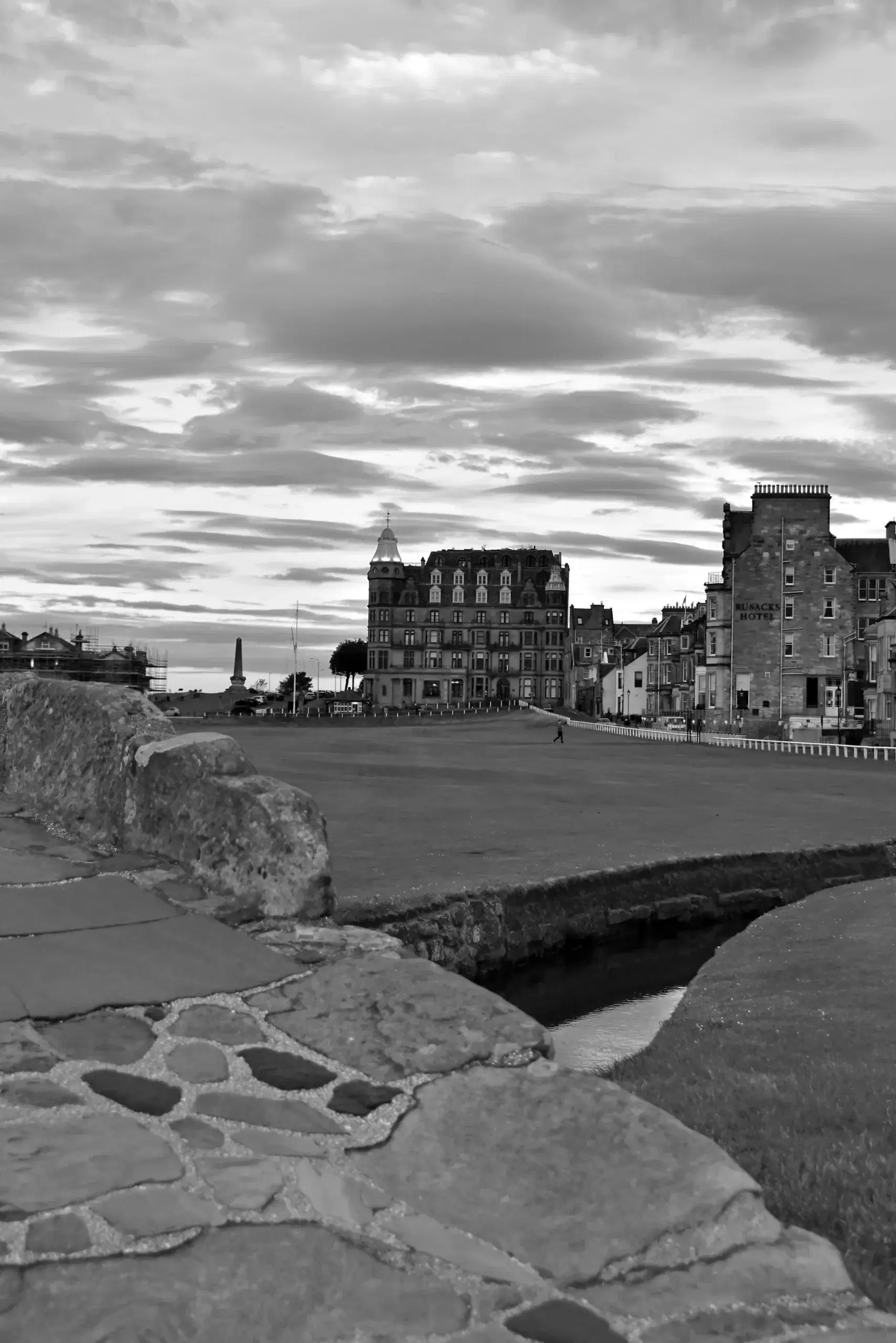 Glamis Castle & St Andrews gallery image